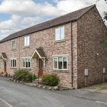 Beckside Cottage Bishop Monkton Exterior photo